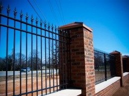 The Great (and Gorgeous) Divide: Ornamental Fences!
