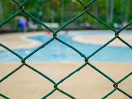 The Benefits of Choosing a Chain Link Fence for Your Pool